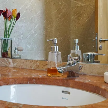 Oriente River View W/ Balcony&garage Daire *